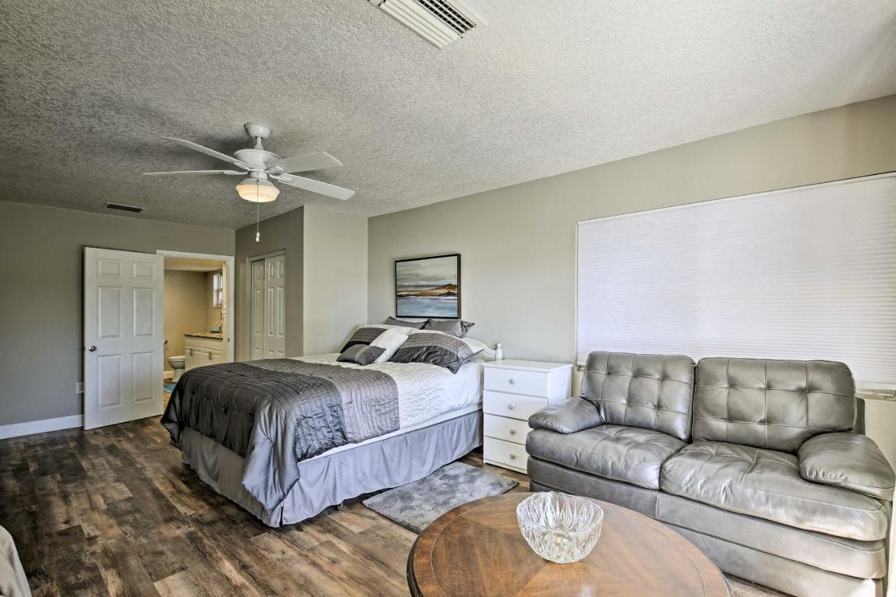 Waterfront Gem With Pool, Dock And Lanai In Tampa! Villa Exterior photo
